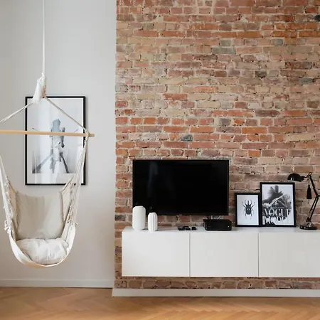 Old Town Basilisk By Bookinghost *